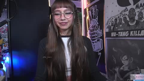 Snapshot of elle_uwu chatting on January 12, 11:15 pm follow me on instagram . online show from January 12, 11:15 pm