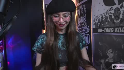 Snapshot of elle_uwu chatting on January 31, 4:36 am follow me on instagram . online show from January 31, 4:36 am