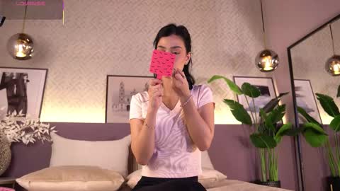 Elle Diane online show from December 18, 10:38 pm