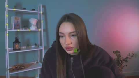 Snapshot of ellen_haze chatting on December 15, 9:35 am ellen_haze online show from December 15, 9:35 am