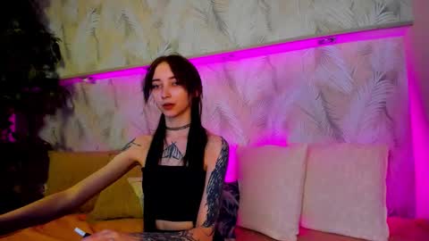 Snapshot of ellen_hops chatting on March 27, 9:21 am Ellen online show from March 27, 9:21 am