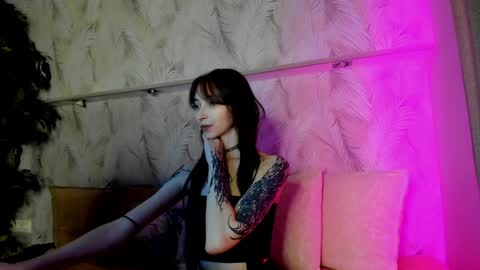 Snapshot of ellen_hops chatting on April 8, 9:20 am Ellen online show from April 8, 9:20 am