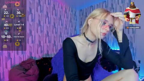 Ellie online show from February 20, 10:37 am