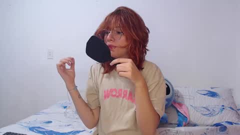 Snapshot of ellie_andy19 chatting on February 5, 4:27 am kev dani online show from February 5, 4:27 am