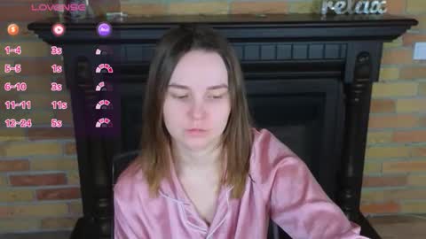 Snapshot of ellie_babyy chatting on April 29, 6:50 am Ellie online show from April 29, 6:50 am