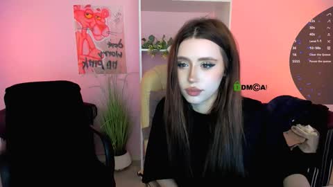 Snapshot of ellie_fire chatting on September 21, 6:53 pm Ellie online show from September 21, 6:53 pm