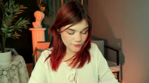 Ellie online show from March 20, 8:25 pm