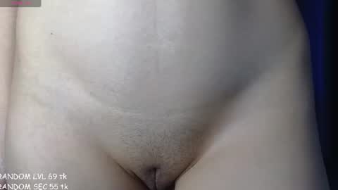 Snapshot of ellie_kimi chatting on June 10, 3:18 am Ellie online show from June 10, 3:18 am