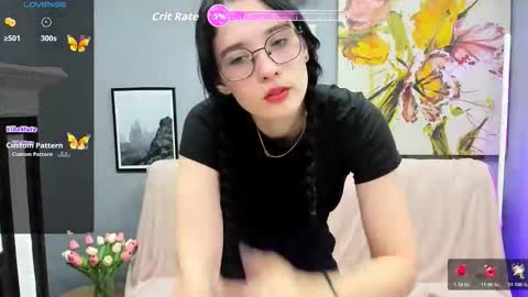 Snapshot of ellie_magic chatting on October 19, 6:03 am ellie_magic online show from October 19, 6:03 am