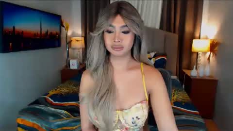 ellie online show from December 20, 8:23 pm