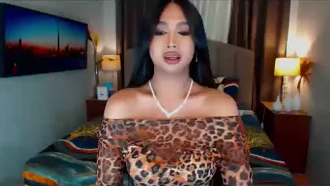ellie online show from January 8, 3:39 pm