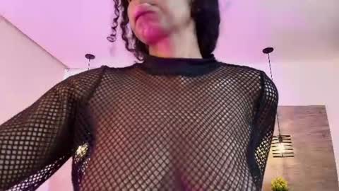 elliee_alves online show from July 28, 3:21 pm