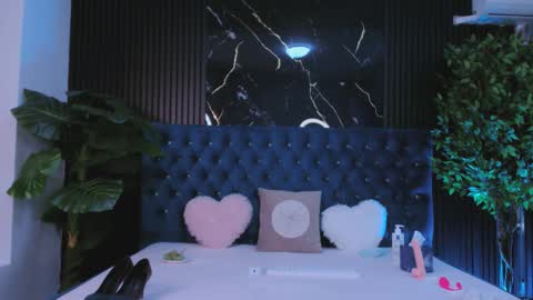 EllieKnights online show from March 22, 8:01 pm