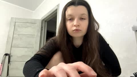 Ellie online show from December 5, 8:38 pm