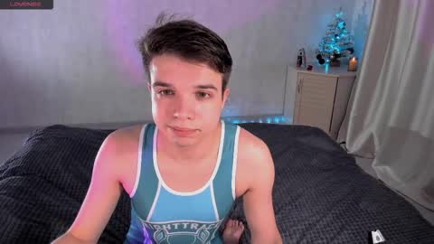 elliot_winki online show from December 19, 7:54 pm
