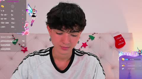 Elliot online show from December 21, 4:36 pm