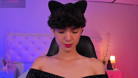 Elliot online show from January 4, 3:49 pm