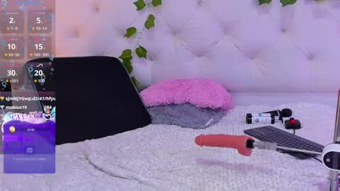 Elliot online show from February 28, 7:56 pm