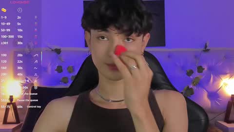 Elliot online show from September 19, 2:07 pm