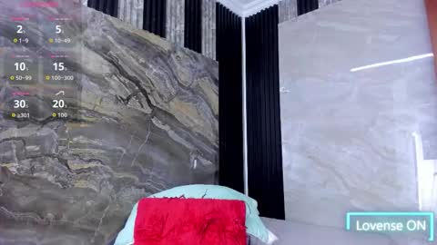 Ellis  online show from November 18, 3:45 am