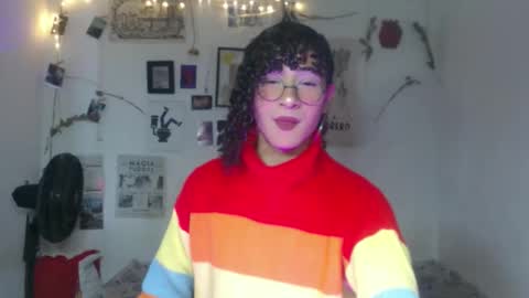 Snapshot of ellis_flowers chatting on February 14, 1:08 pm . online show from February 14, 1:08 pm