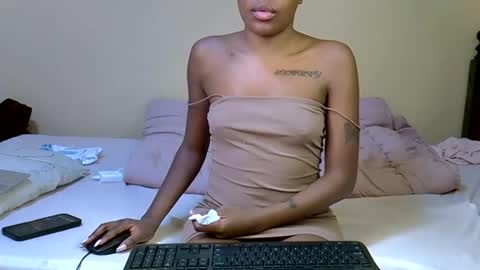 elllanna online show from October 4, 10:08 pm