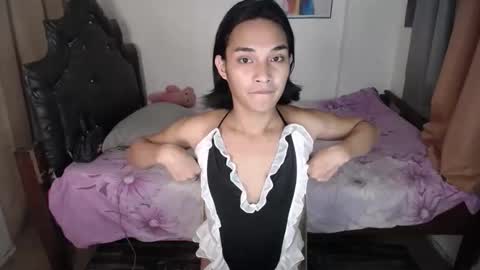 Snapshot of ellorrey chatting on February 15, 2:25 pm ELLORREY online show from February 15, 2:25 pm