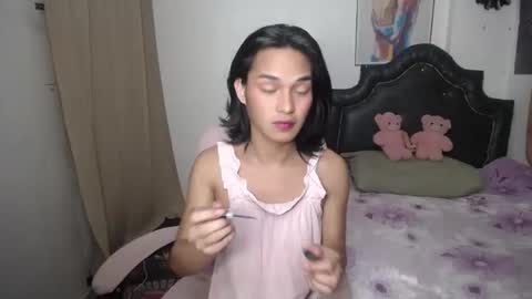 Snapshot of ellorrey chatting on March 29, 8:03 am ELLORREY online show from March 29, 8:03 am