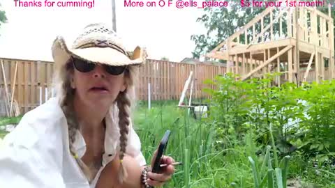 Snapshot of ells_palace chatting on June 26, 1:48 pm Ella Bella Bo Bella online show from June 26, 1:48 pm