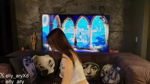 elly_ary online show from March 25, 10:38 pm