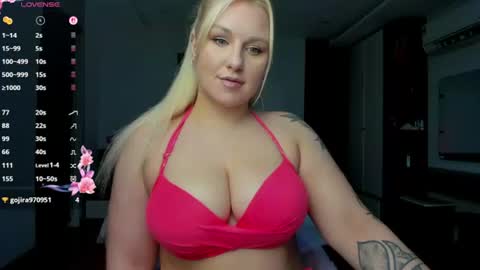 Elly online show from July 29, 2:37 pm