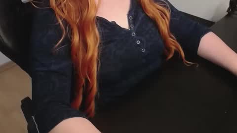 Elly online show from January 15, 3:38 pm