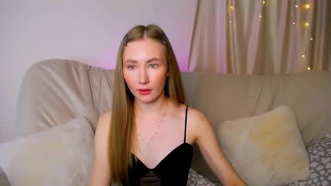 Elly online show from November 30, 2:59 am