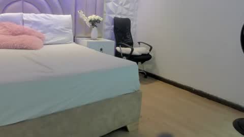 Ellye online show from July 21, 11:12 am