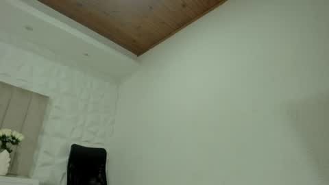 Ellye online show from August 1, 10:25 am
