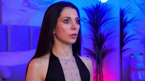 Elly online show from November 13, 7:57 pm