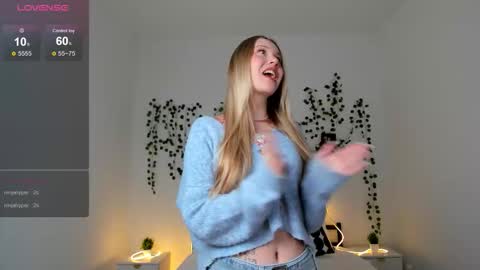 ellymartinez online show from February 2, 6:45 am