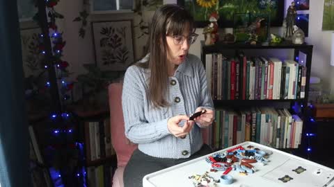 Snapshot of ellynaomi chatting on March 6, 4:47 pm Elly Naomi online show from March 6, 4:47 pm