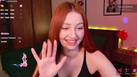 Snapshot of ellypeach chatting on April 21, 5:28 pm EllyPeach online show from April 21, 5:28 pm
