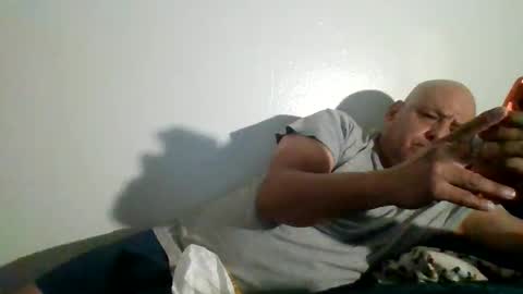 elmario24 online show from October 17, 8:28 am