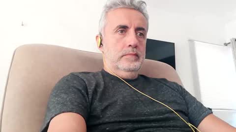 fer online show from September 21, 4:19 pm