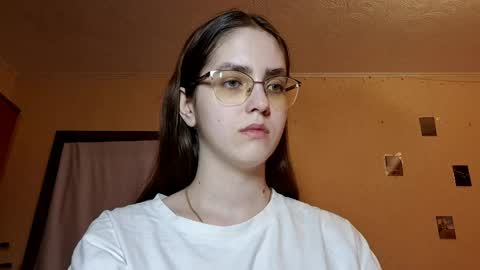 Kate online show from April 2, 7:28 am