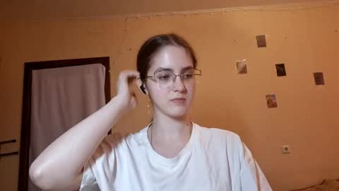 Kate online show from June 8, 1:11 pm