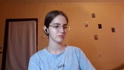 Kate online show from June 10, 2:49 pm