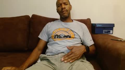 My name is Elmore. Please say hello I like to chat with you. If you have requests or dirty talk please use tip online show from March 6, 3:02 am