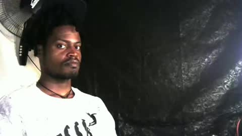 EL NIIGGGAA  21                                                                  EL NIGGA  21 online show from December 8, 3:00 am