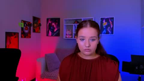 Ella online show from July 17, 9:05 am