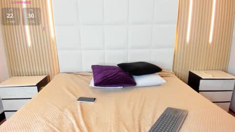 elody_rousse online show from January 13, 12:21 pm