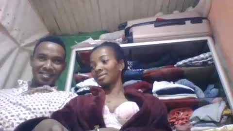 elodynarcisse online show from December 17, 5:24 am