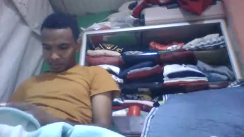 elodynarcisse online show from December 19, 4:47 pm